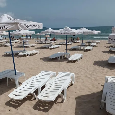 Stamopolulux директен изглед към морето 普里莫尔斯科