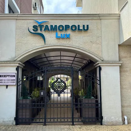 アパート Stamopolulux директен изглед към морето プリモルスコ