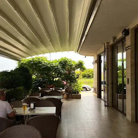 Stamopolulux директен изглед към морето プリモルスコ